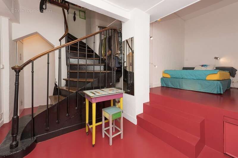 Appartement à PARIS-9E