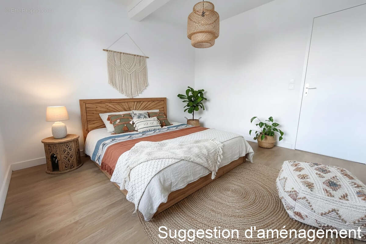 Appartement à SAINT-BONNET-DE-MURE