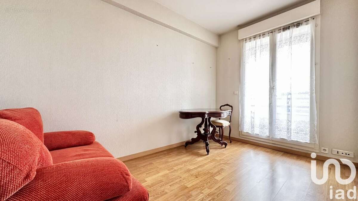 Photo 5 - Appartement à LE PLESSIS-TREVISE