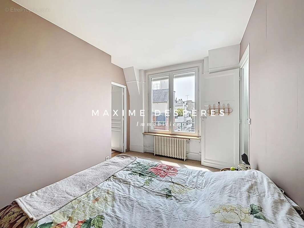 Appartement à NEUILLY-SUR-SEINE