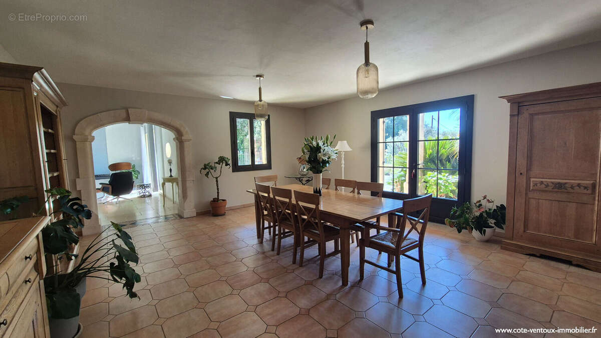 Maison à VACQUEYRAS