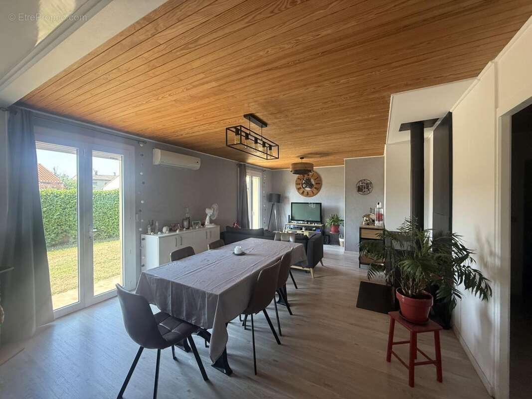 Maison 94 m² à Le Pouzin  - photo 4