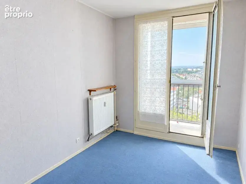 Compiègne – Appartement 71,75 m² à rénover entièrement : une belle opportunité - photo 4