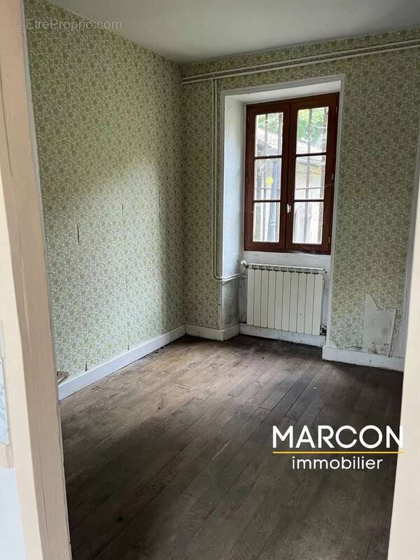Maison 195 m² à Aubusson  - photo 6