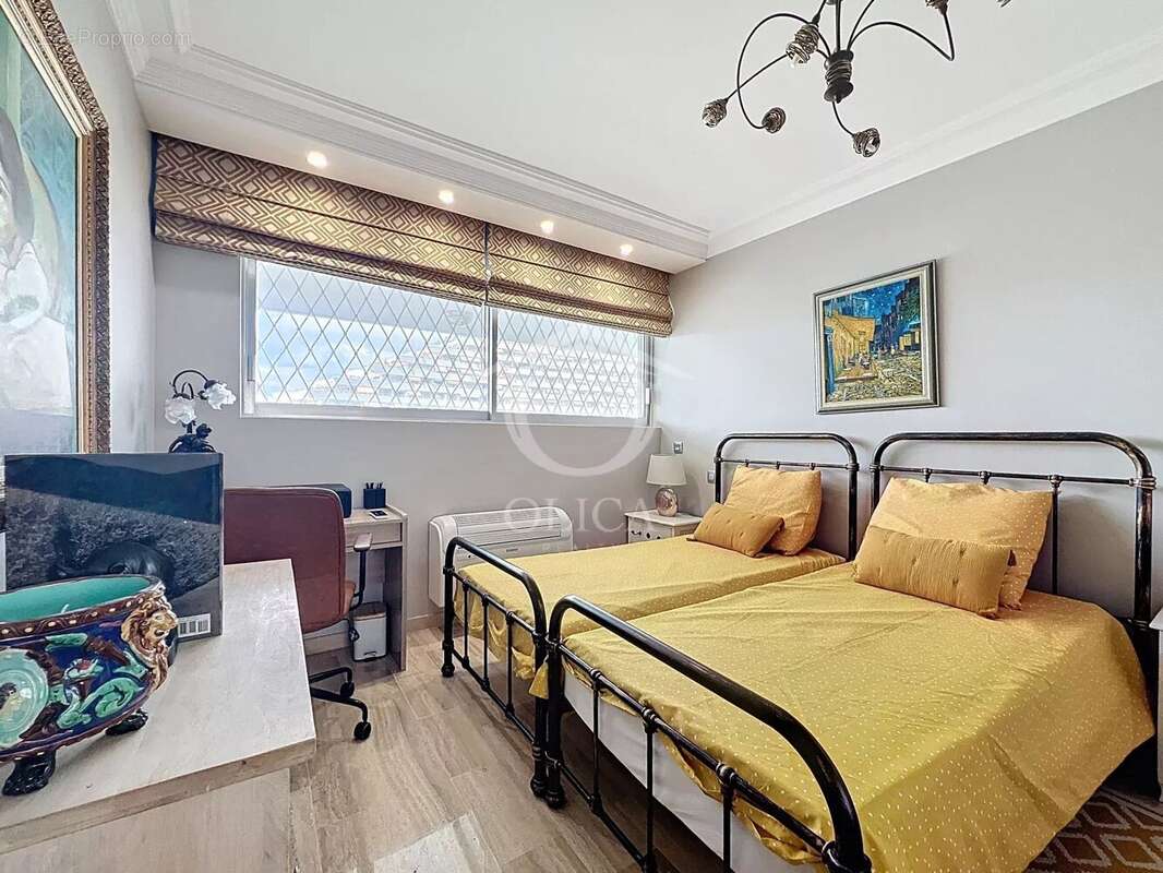 Appartement à VILLENEUVE-LOUBET