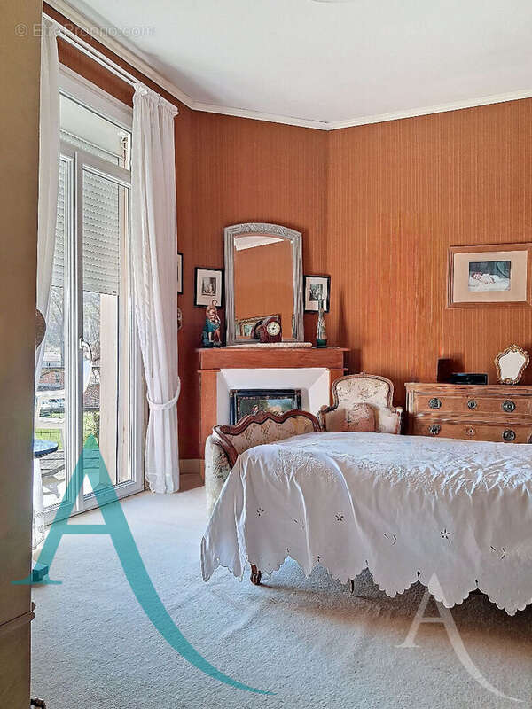 Maison à CARBONNE