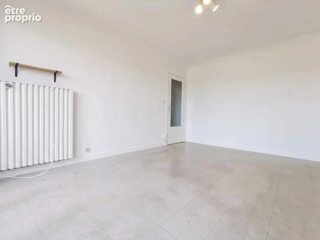 Appartement lumineux avec grand balcon. - photo 3