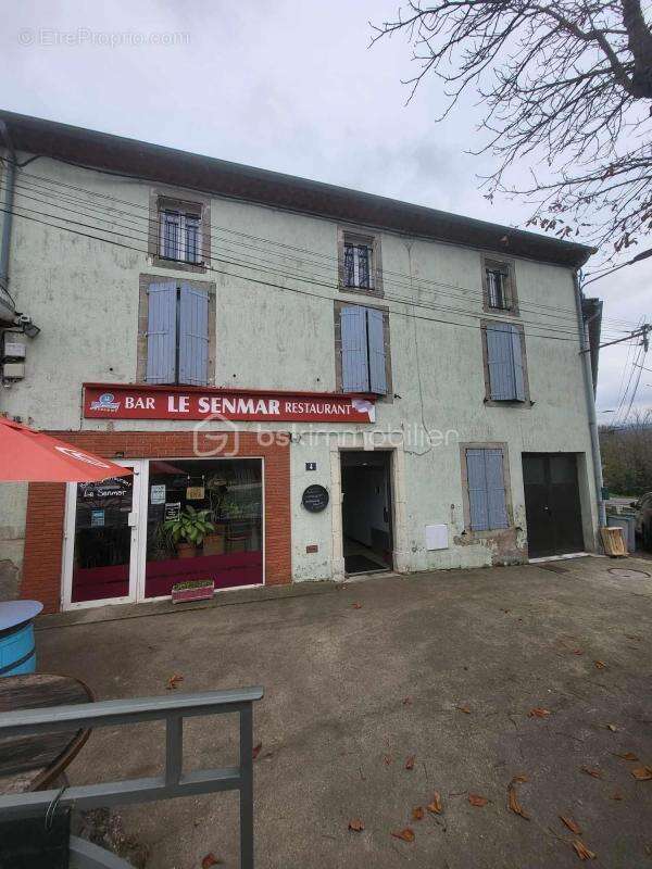 Commerce à LABRUGUIERE