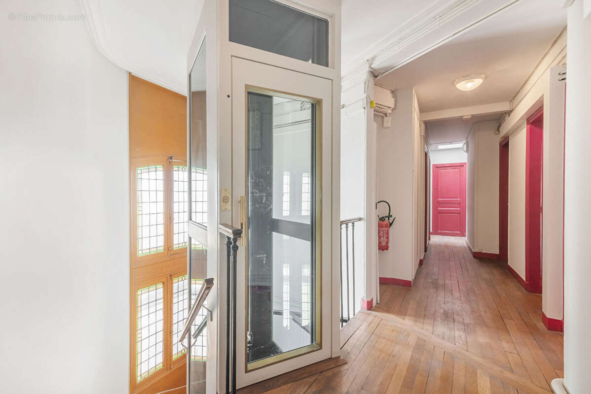 Appartement à PARIS-12E