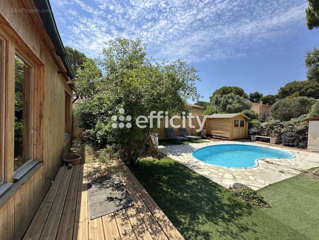 Maison 121 m² à Martigues  - photo 16