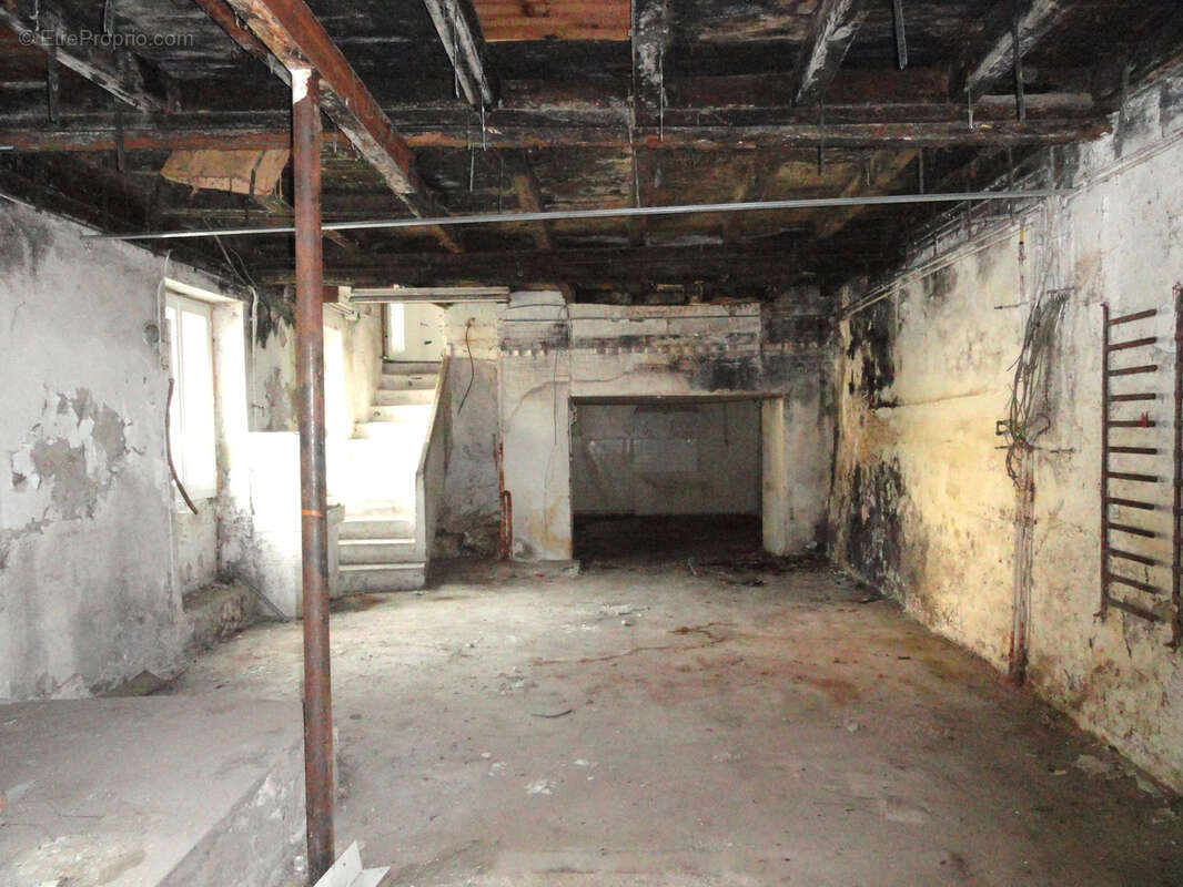 Maison à SAINT-VARENT