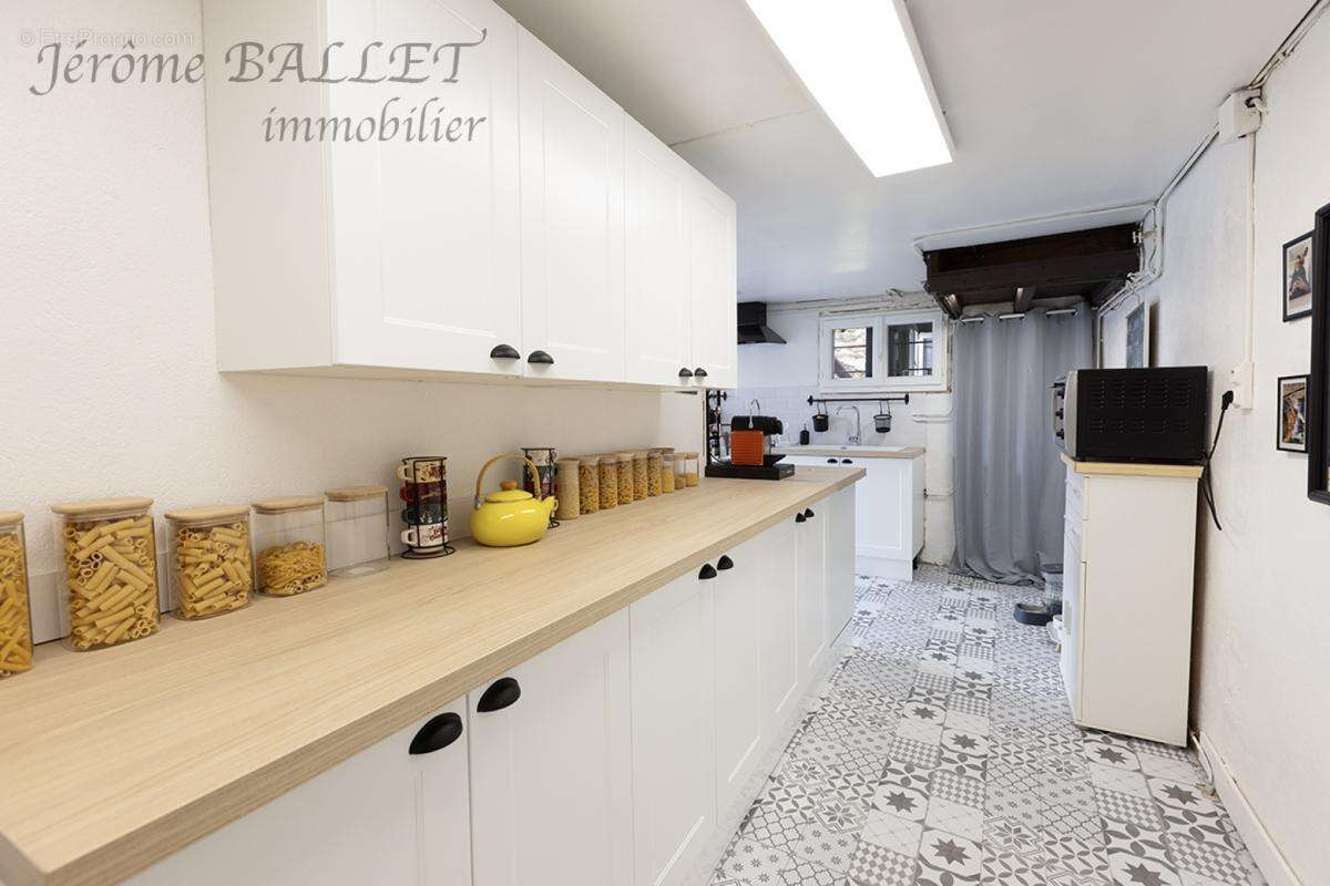 Maison 241 m² à Carmaux  - photo 7