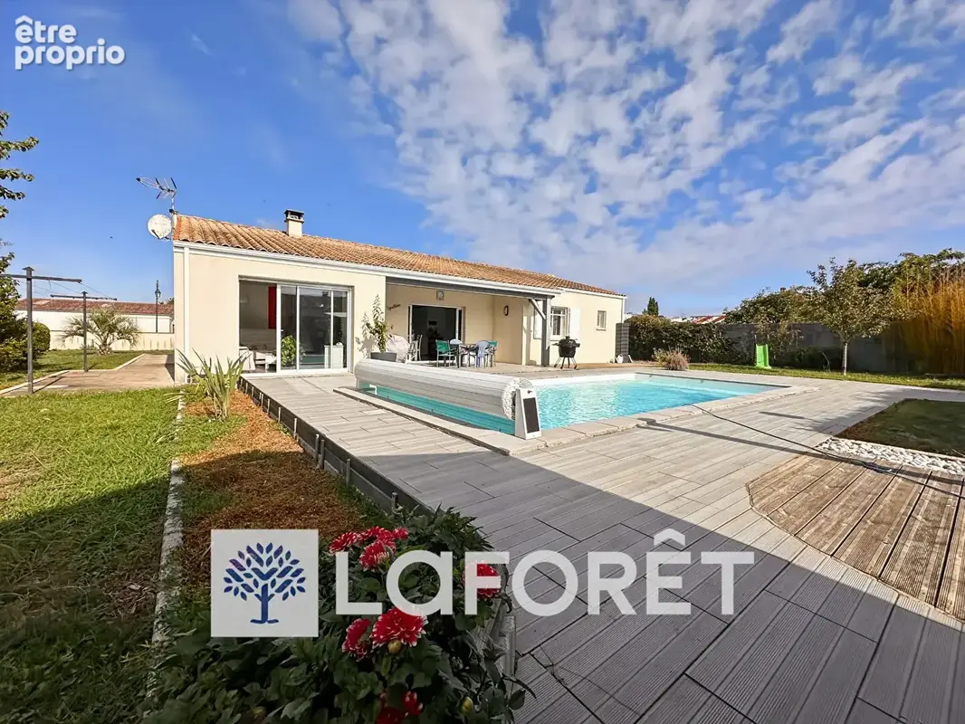 Maison plain-pied T4 avec piscine chauffée et 2 garages à 5 minutes de GEMOZAC (17260) -  110 m2 - photo 6