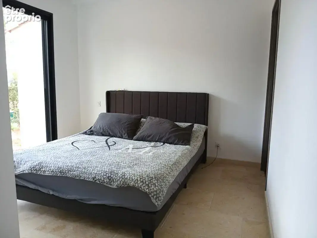 Maison neuve en RE2020 de 148.55 m2 sur 1200m² de terrain avec vue sur les collines - Montfort Sur Argens - photo 9