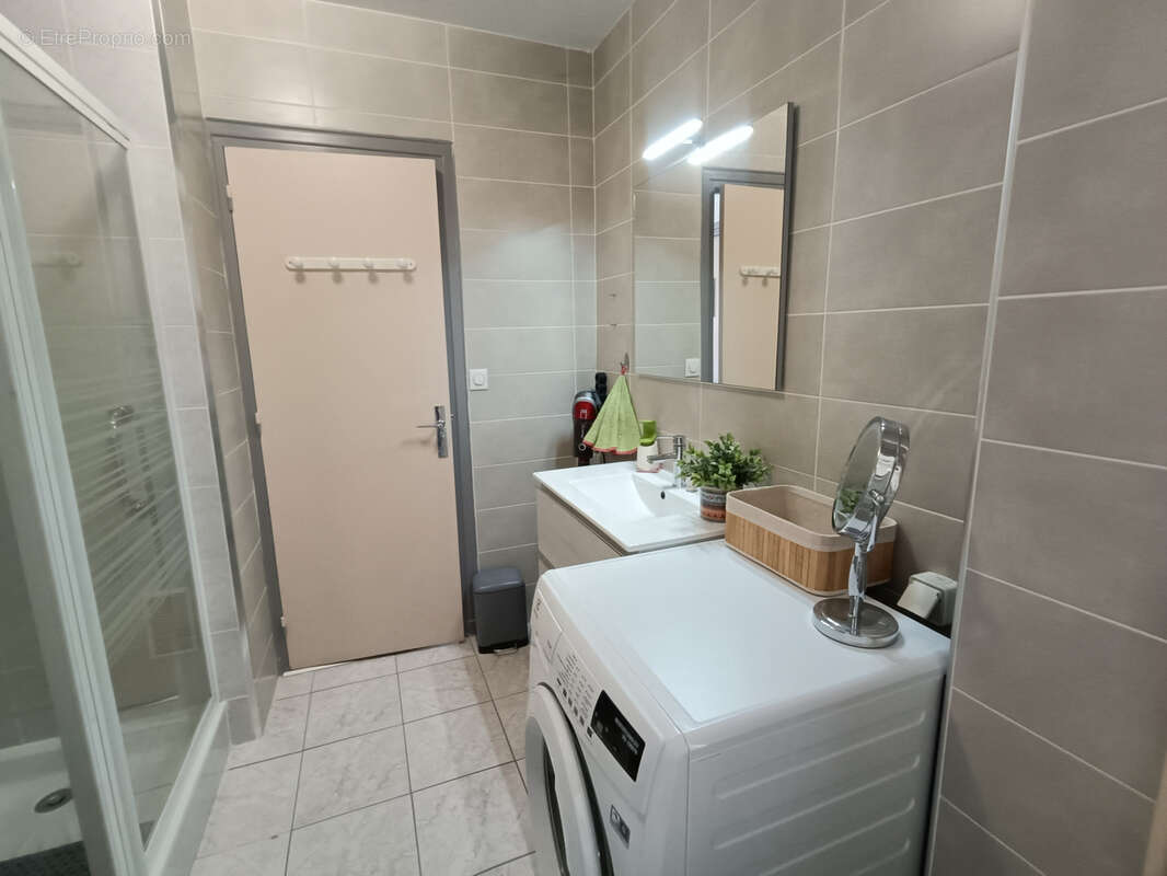 Appartement à ROUSSILLON