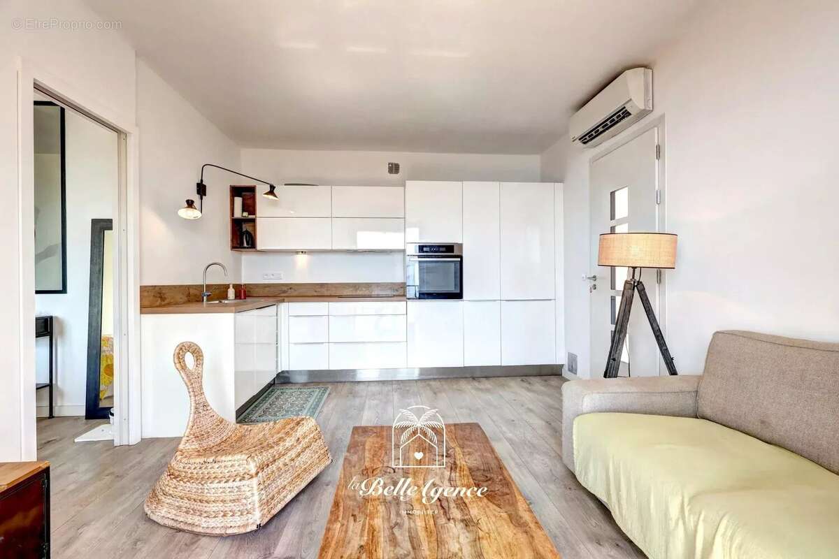 Appartement à LA TURBIE