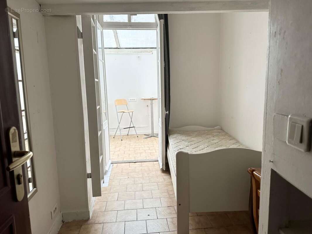 Photo 2 - Appartement à MONTROUGE