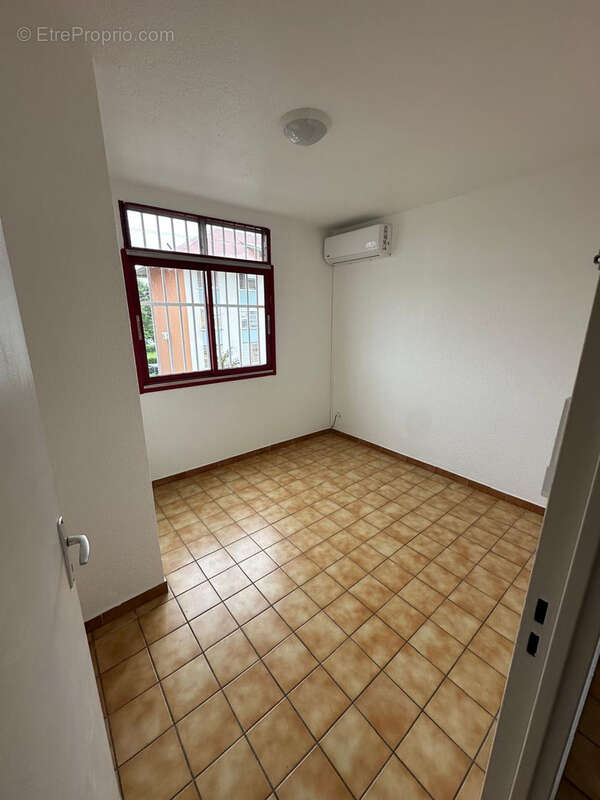 Appartement à KOUROU
