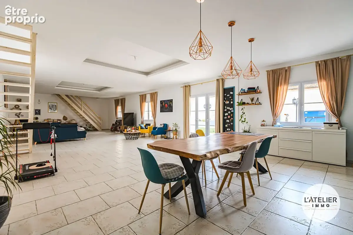 Maison à Bouffignereux - photo 1