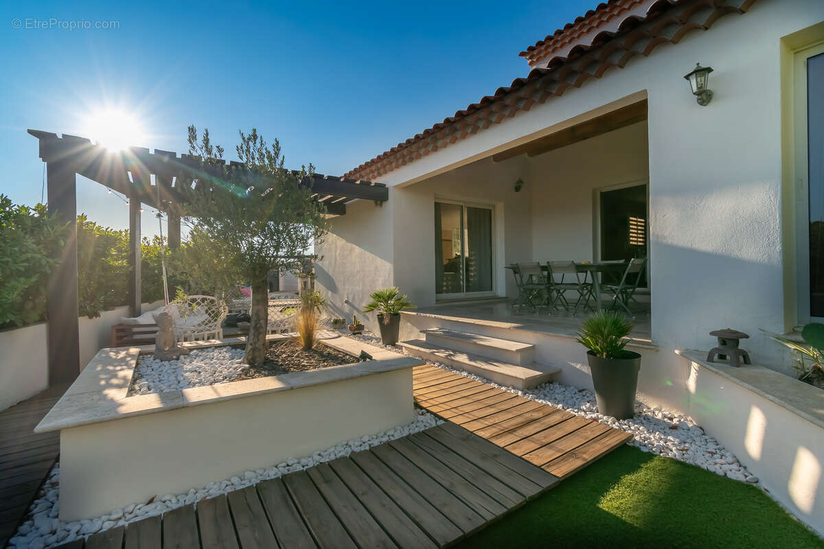 Maison de charme 6p. 4 ch. piscine, suite parentale, garage, panneaux photovoltaïques - photo 27