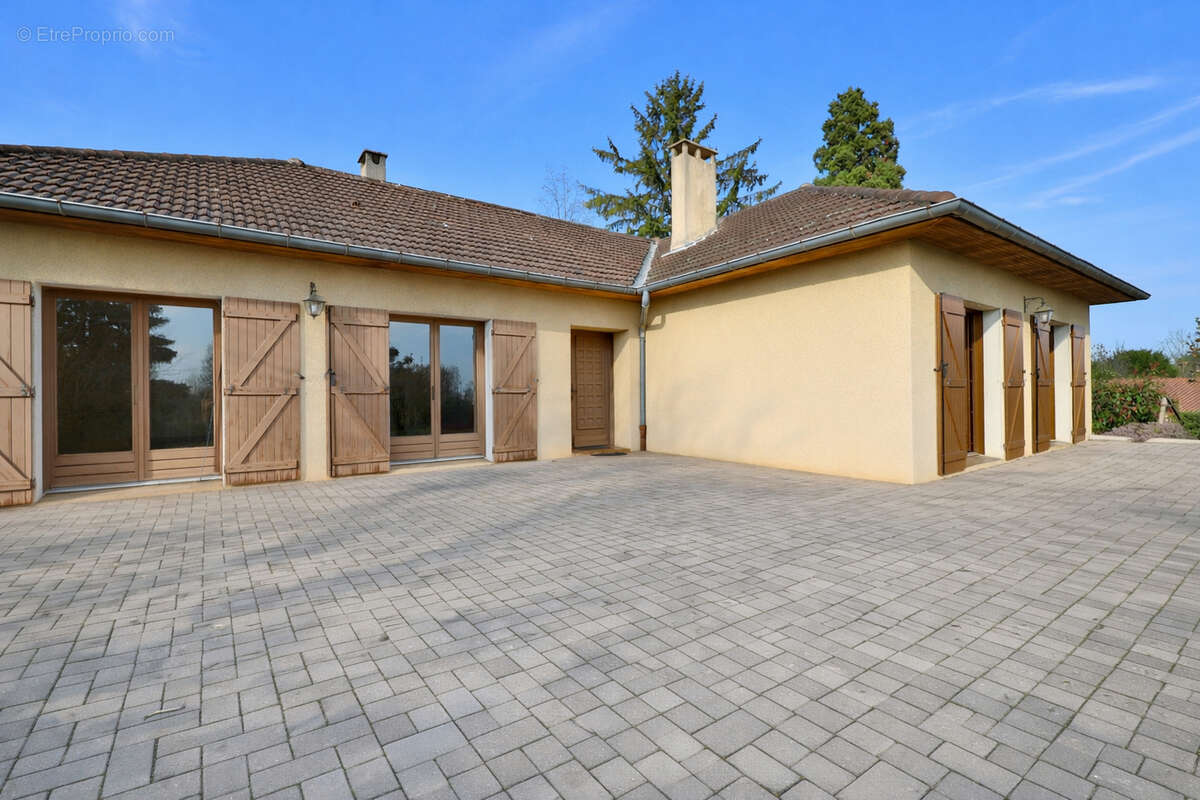 Maison à SAINT-DIDIER-AU-MONT-D'OR