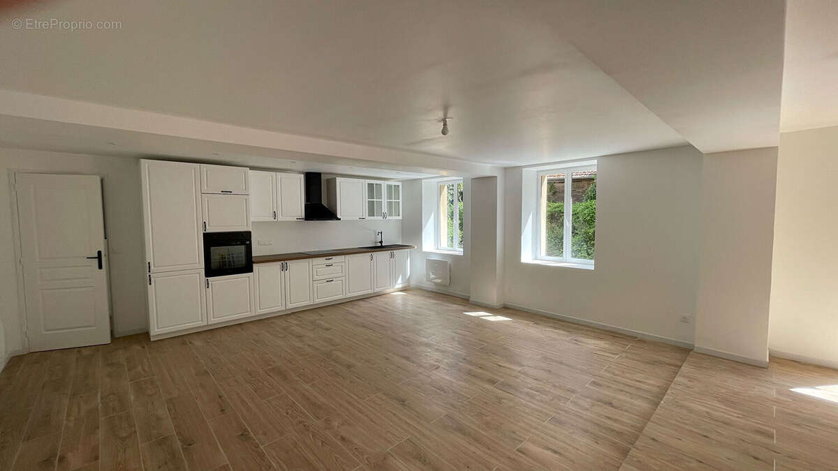 Maison à CREPY-EN-VALOIS