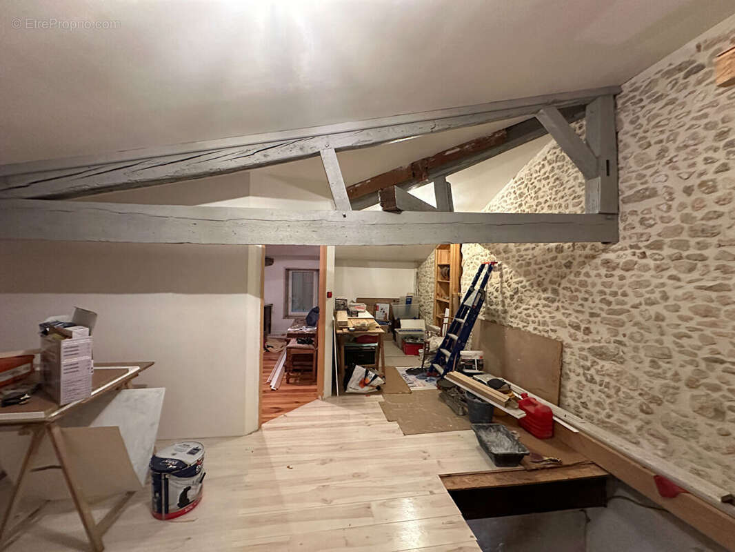 Appartement à MARENNES