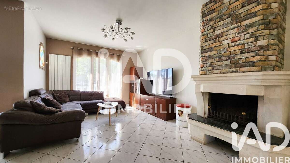 Photo 9 - Maison à OZOIR-LA-FERRIERE
