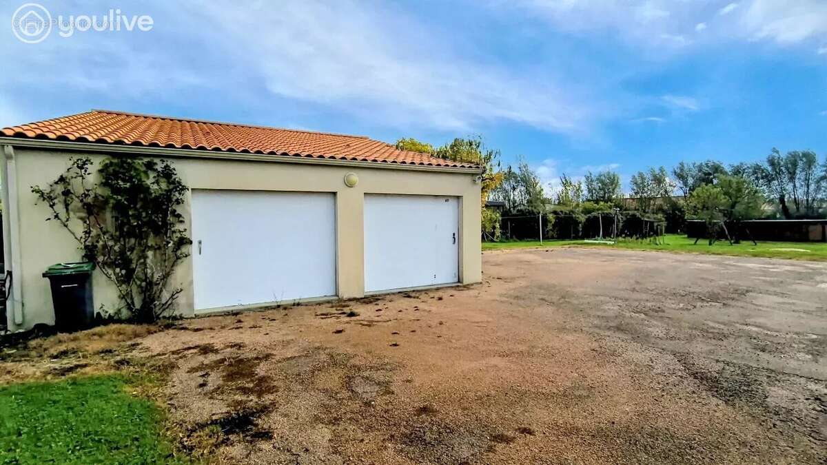 Maison à LE PERRIER