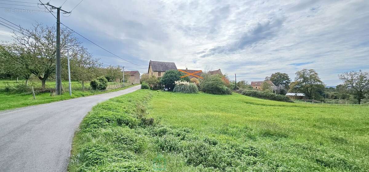 Maison à CENAC-ET-SAINT-JULIEN