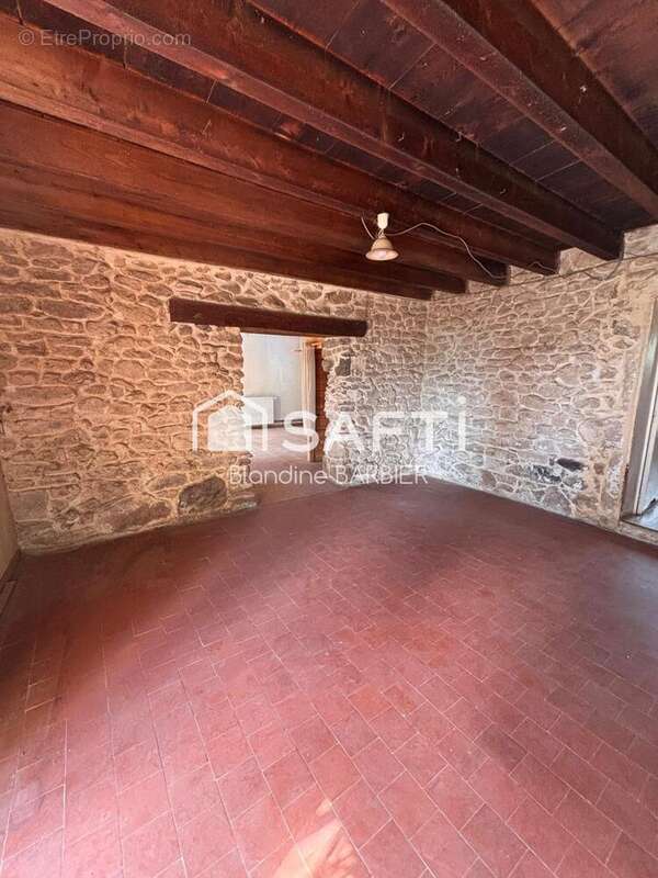 Maison 139 m² à Mesvres  - photo 2