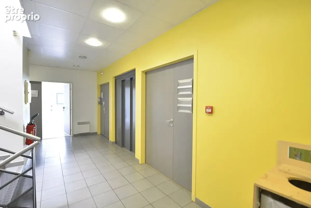 Bureaux angers 50 m2 - photo 2