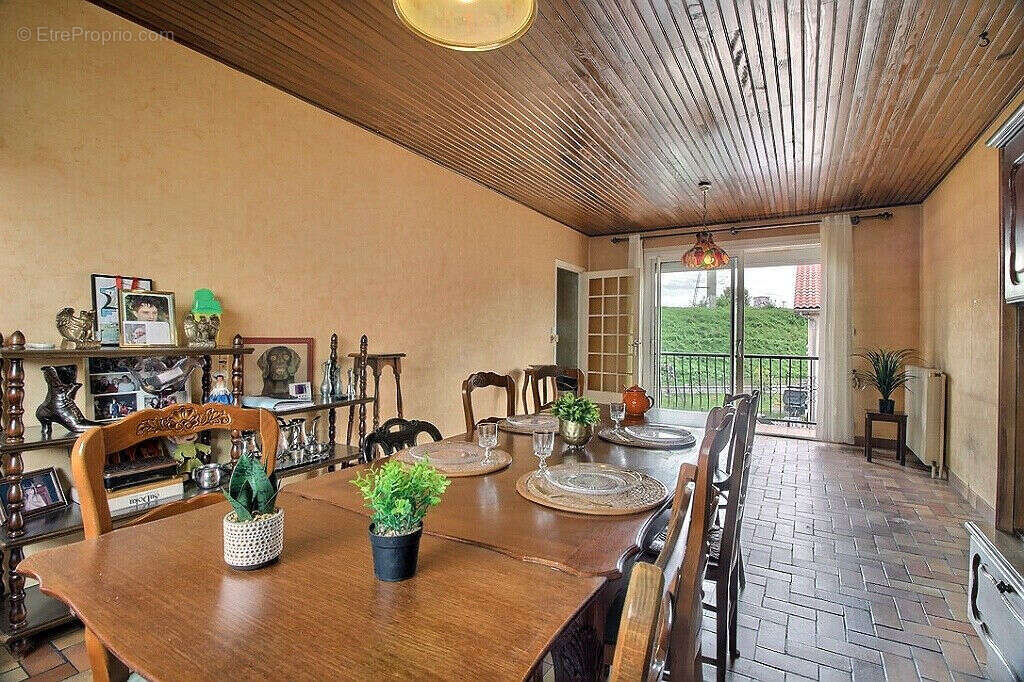 Maison à CLERMONT-FERRAND