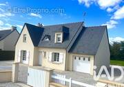 Photo 1 - Maison à SAINT-HILAIRE-PETITVILLE