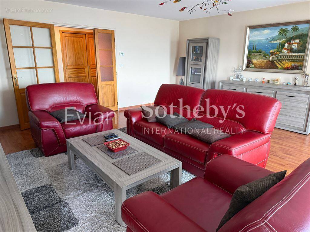 Appartement à EVIAN-LES-BAINS