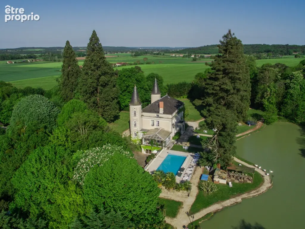 Château XVIII sur 4 Ha 50  de parc clos - photo 4