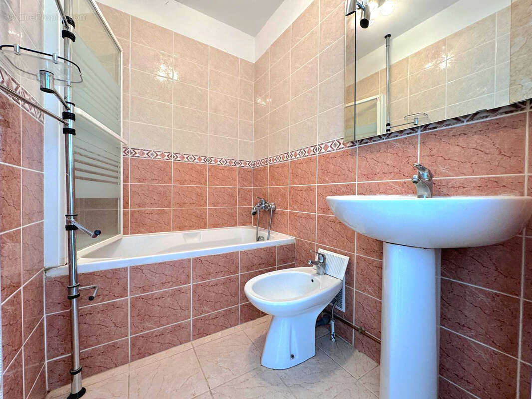 Appartement à MARSEILLE-9E