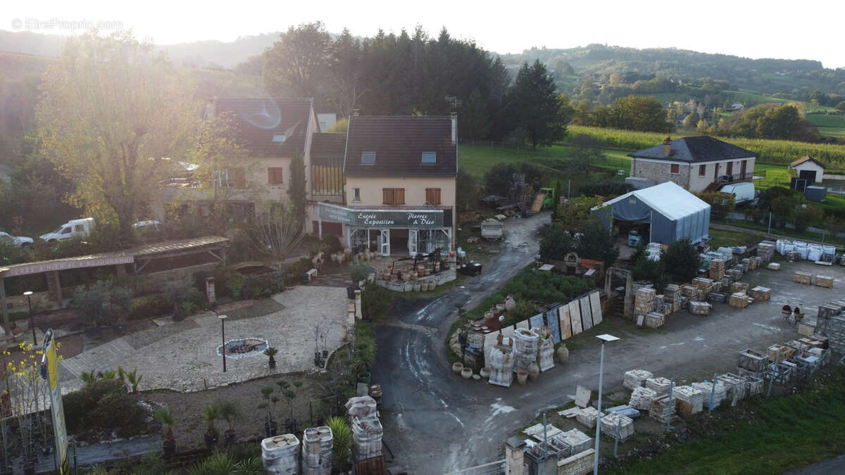 Appartement à AUZITS