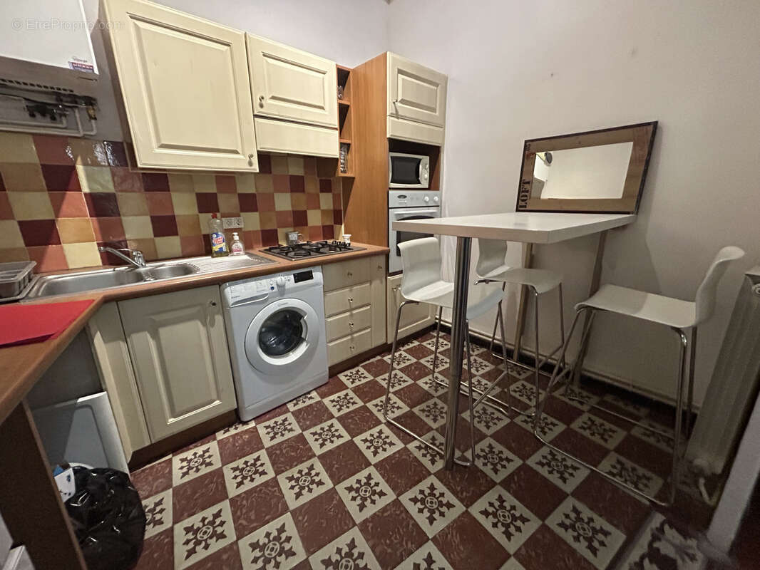 Appartement T2 43m2 Centre-Ville de Nîmes - photo 4