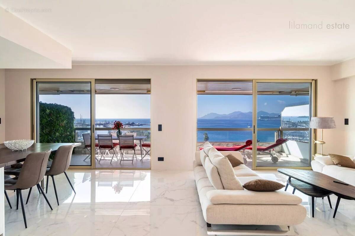 Cannes - croisette - vue panoramique - photo 3