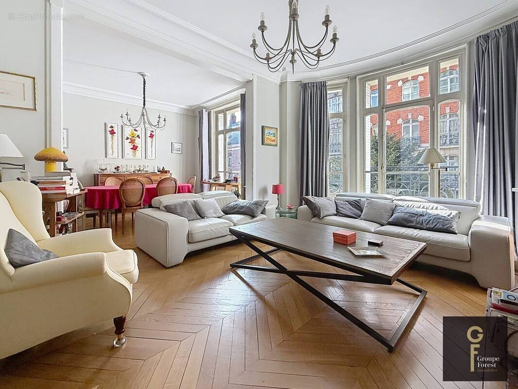 salon 1 er étage - Appartement à LA MADELEINE