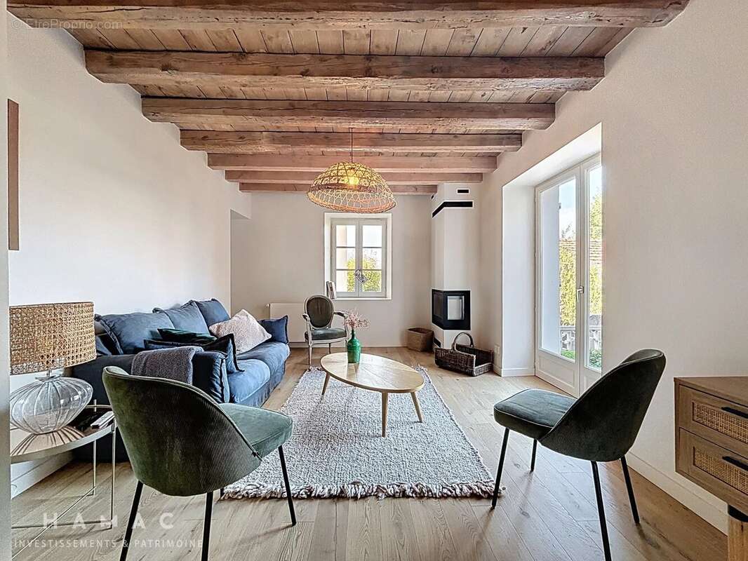 Maison à SAINTE-FOY-LES-LYON