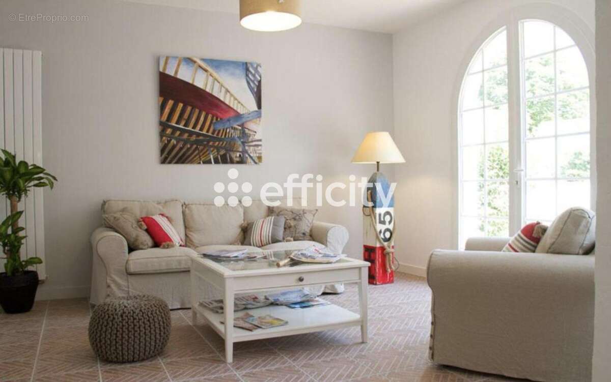 Locaux/Biens immobiliers - photo 17