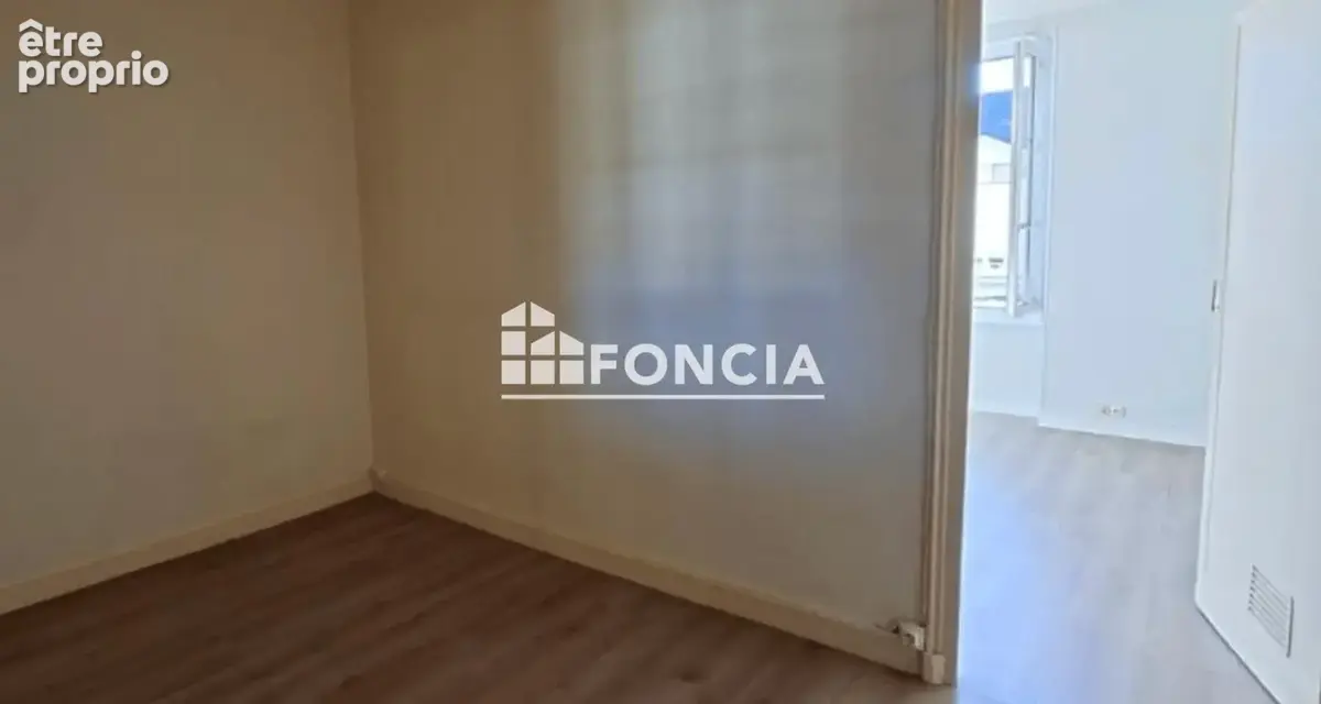 A vendre - 49 angers - centre et faculte saint serge - type 2 a renover - photo 2