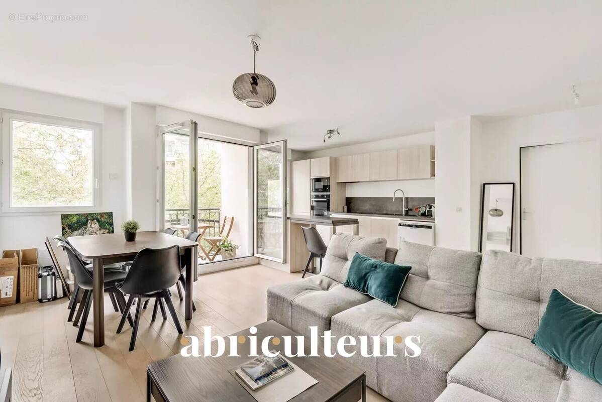 Appartement à ISSY-LES-MOULINEAUX