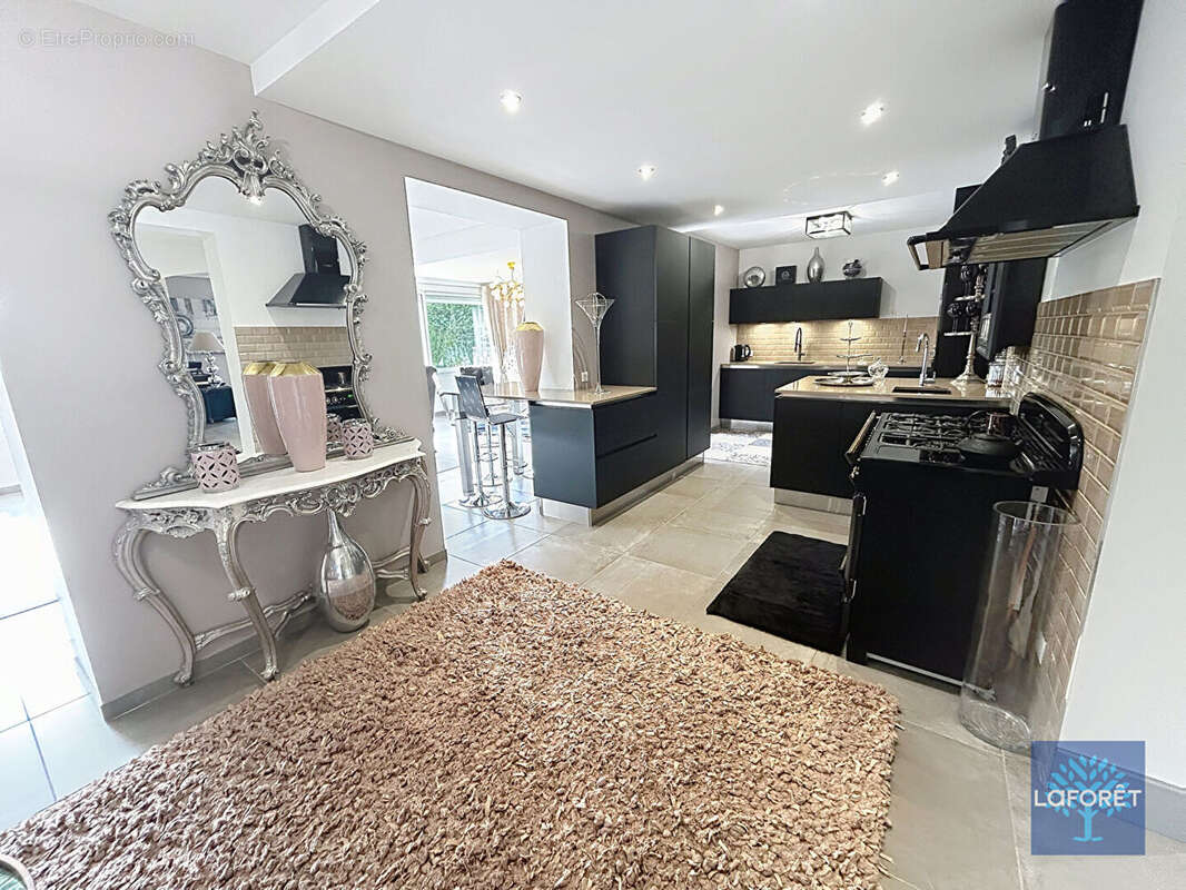 Maison à MAGNY-LE-HONGRE