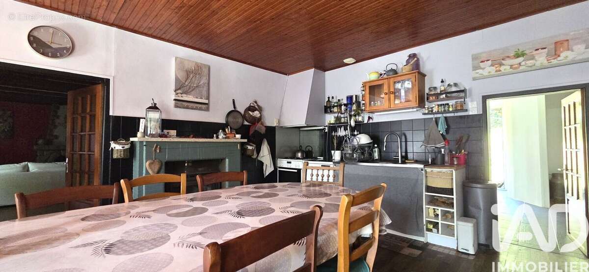 Photo 2 - Maison à SAINT-JACUT-LES-PINS