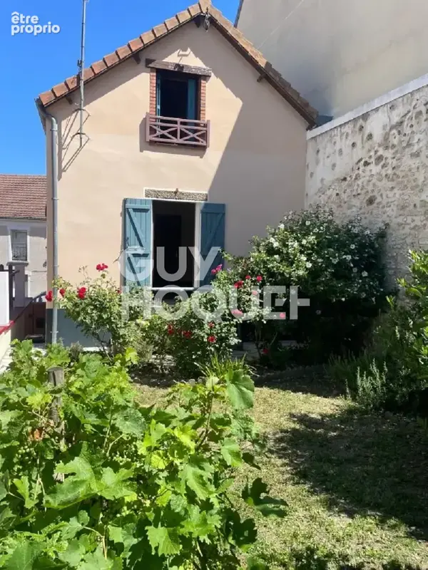 Maison de caractère entièrement rénovée avec jardin, dépendance et garage. Vieux Village d'Aubergenville - photo 16