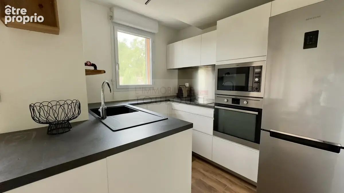 Saint-jean t3 duplex dernier etage + balcon + parking - photo 2