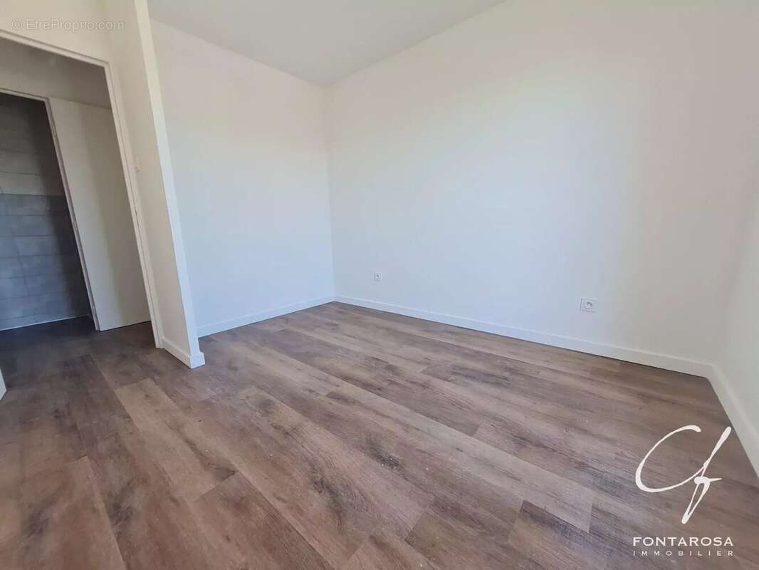 Appartement à FREJUS